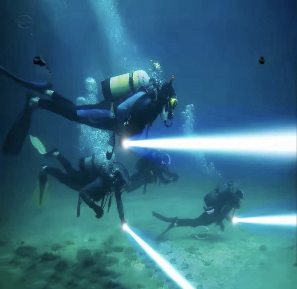 LED Diving Flashlight Waterproof Sub Diving 500M Rechargeable