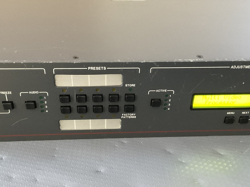 Extron MVP 104GX Multi Video Processor / GAR876