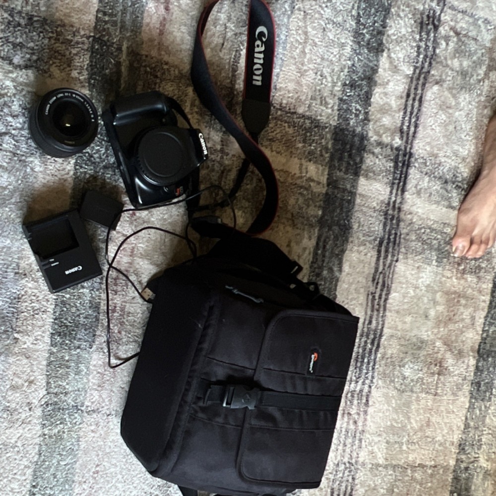 Canon Camera Accessory Bundle Black with Lens, Charger, and Camera Bag