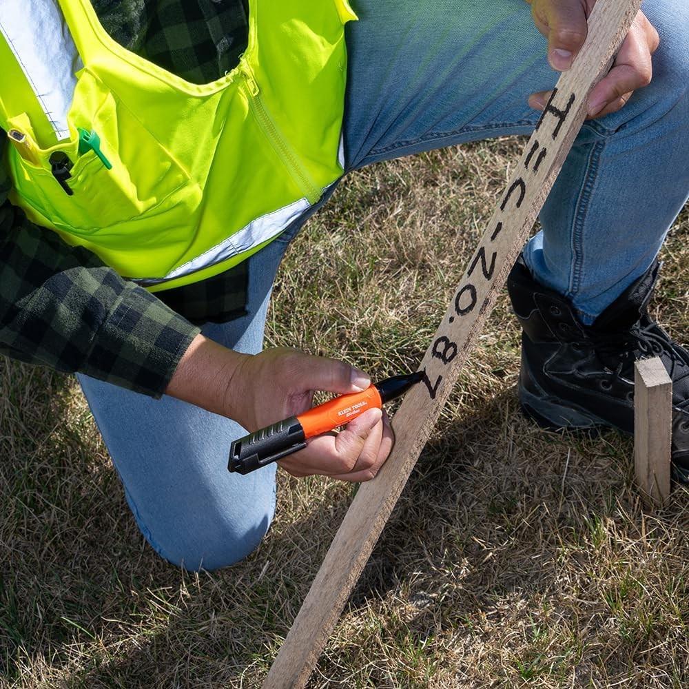 KLEIN TOOLS 861023 Skribes Permanent Markers, Chisel Tip, Professional-Grade Ink