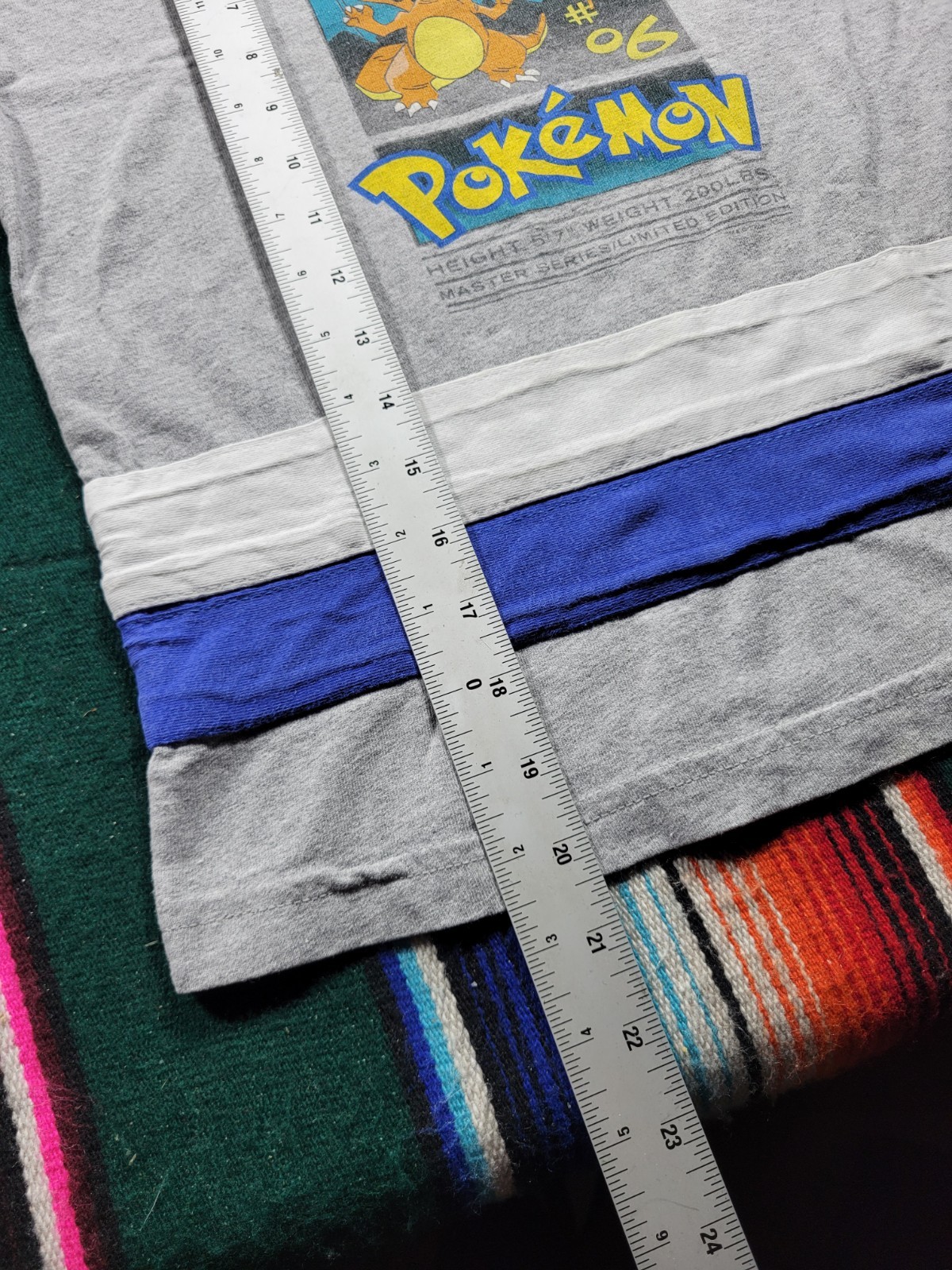 Vintage Pokemon Charzard Nintendo Long Sleeve T-Shirt Size Youth Small