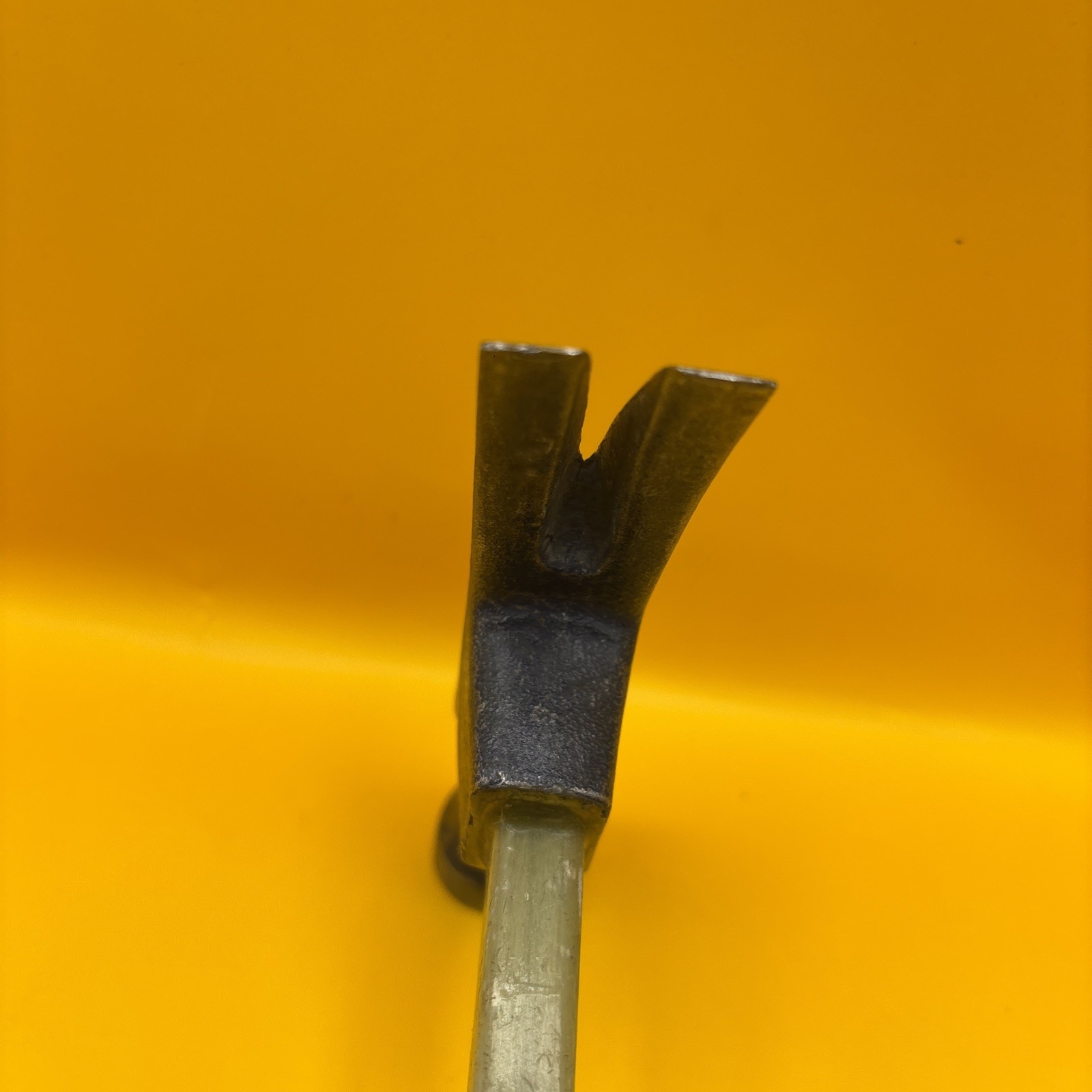 Klein Electrician's Straight-Claw Hammer Fiberglass 807-18