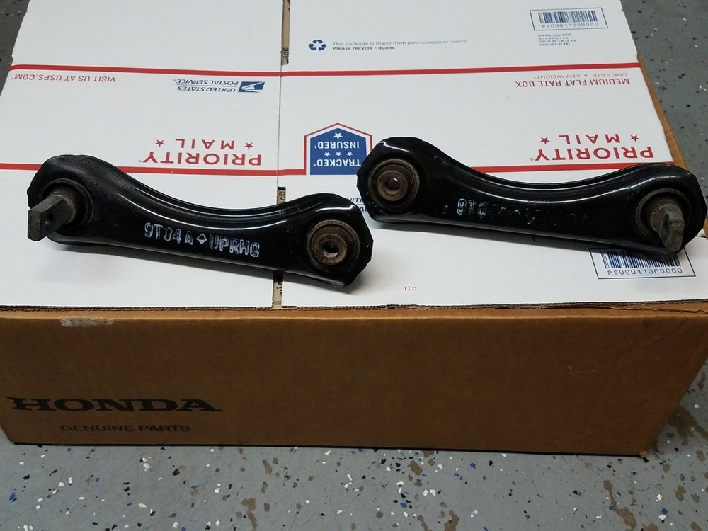 Honda Civic OEM rear Upper Arms
