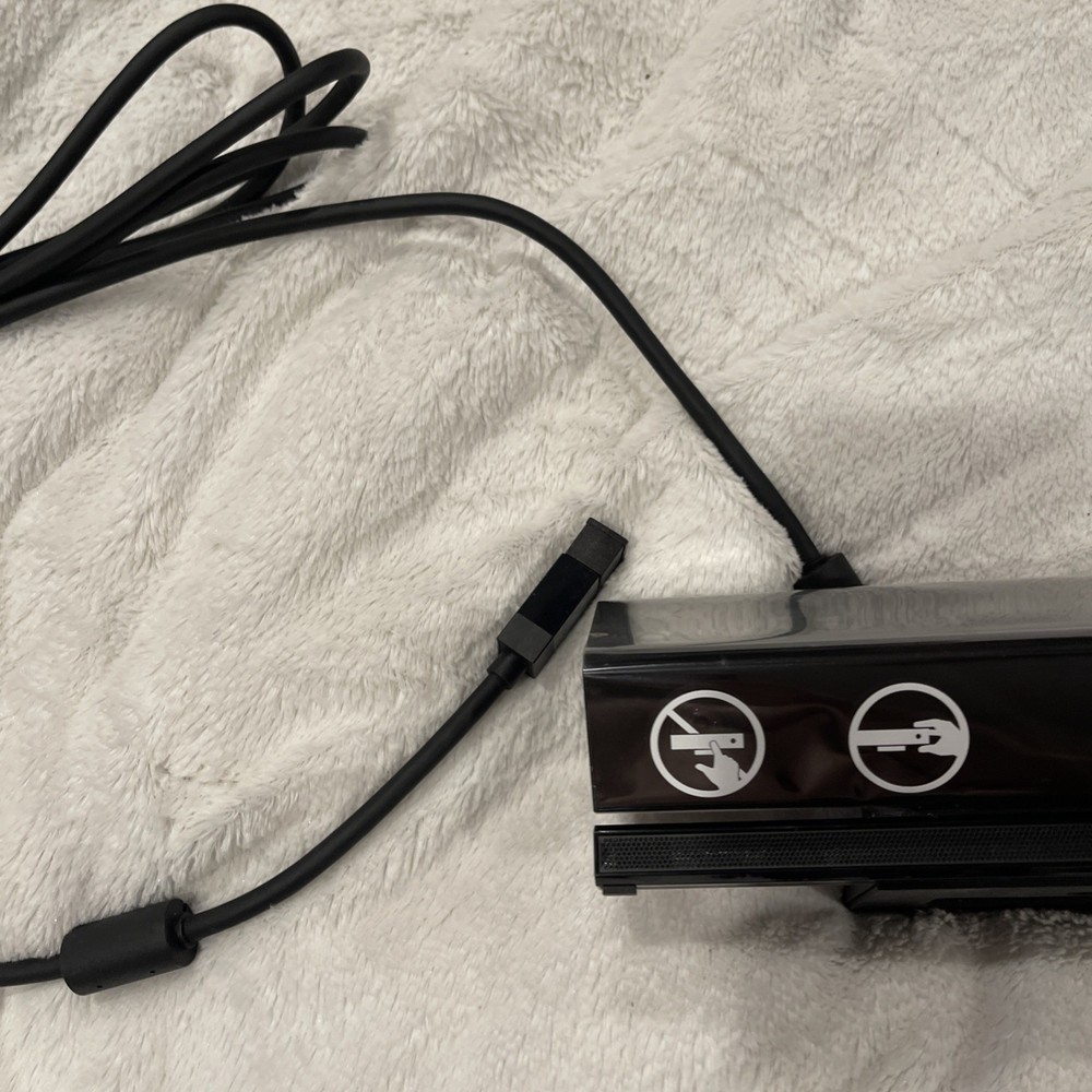 Microsoft Xbox One Kinect Sensor Bar - Black BRAND NEW No Box Sensor Only