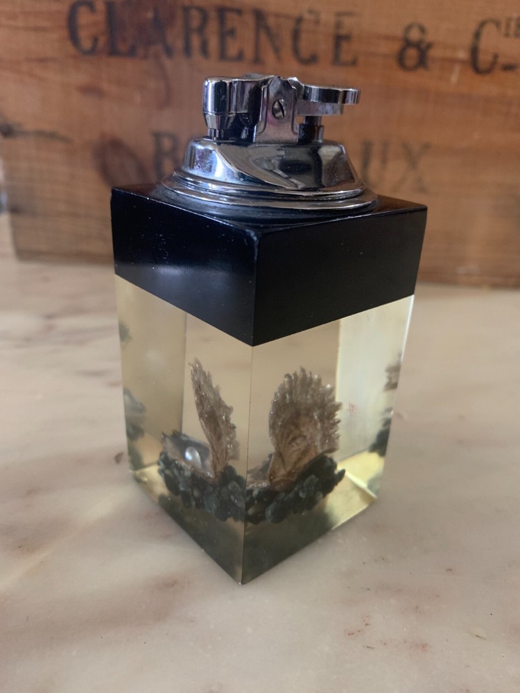 VINTAGE JAPAN PEARL SHELL LIGHTER