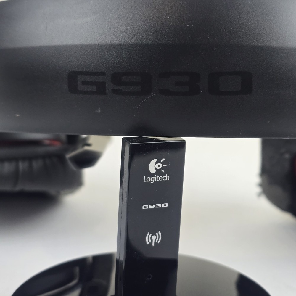 Logitech G930 Wireless Gaming Headset Earpads - Some Damage