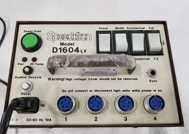 Speedotron D1604lv Three light kit