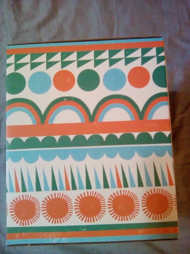 mondo Llama punch needling snow fpake pillow kit.