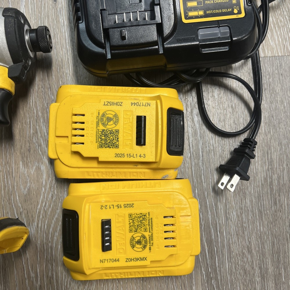 DEWALT 20V Max Atomic Brushless 2-Tool Combo Kit