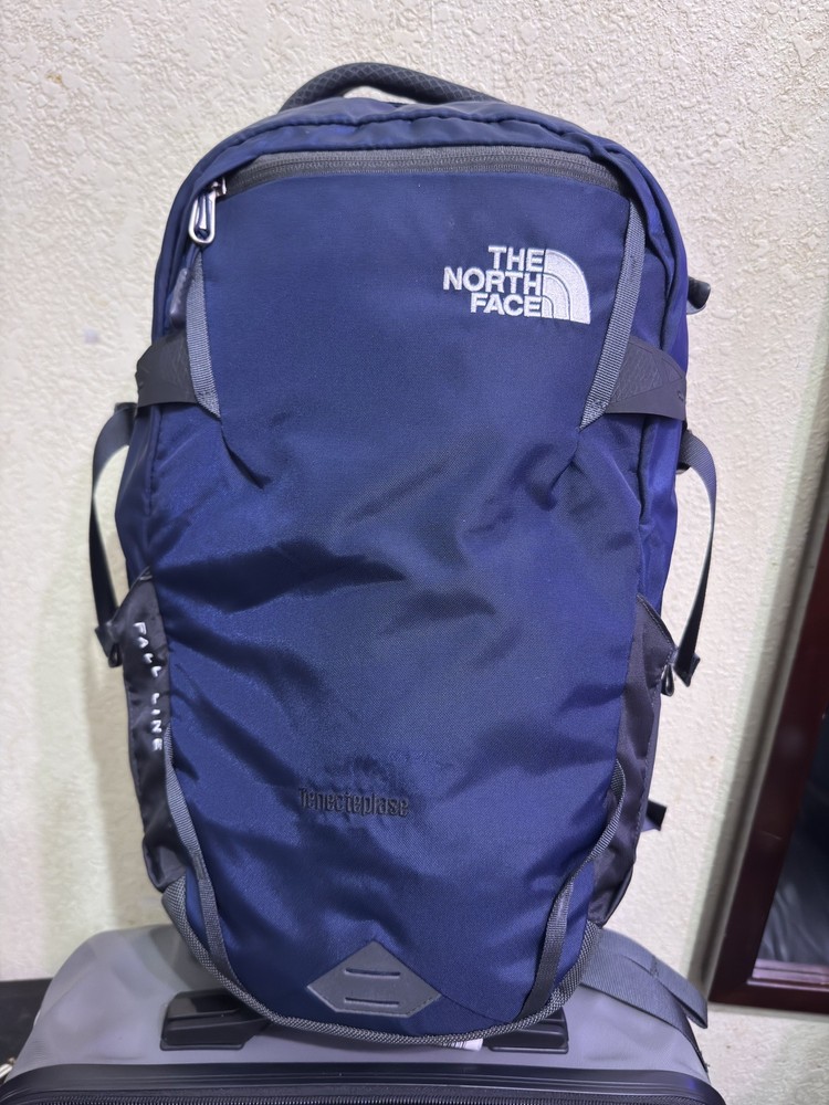 The North Face Fall Line Blue Backpack Lined Laptop Flexvent