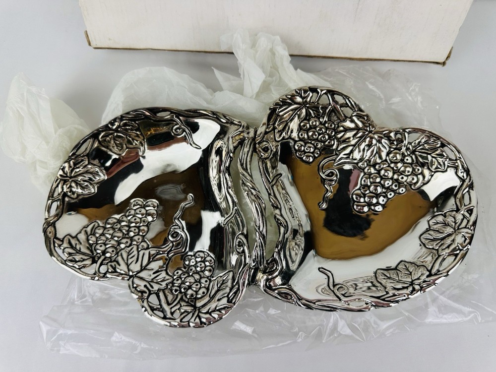 Vintage Silver Plated Double Heart w/Grape Leaf Pierced Handle Platter Bowl Dish