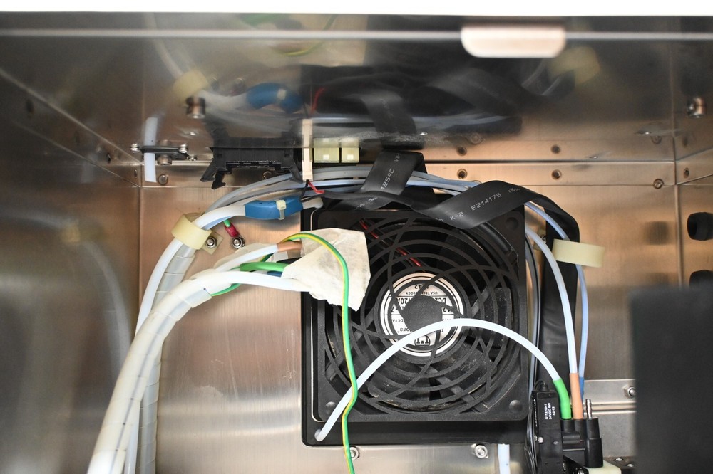 VIDEOJET 1520 INK JET CODING MACHINE.