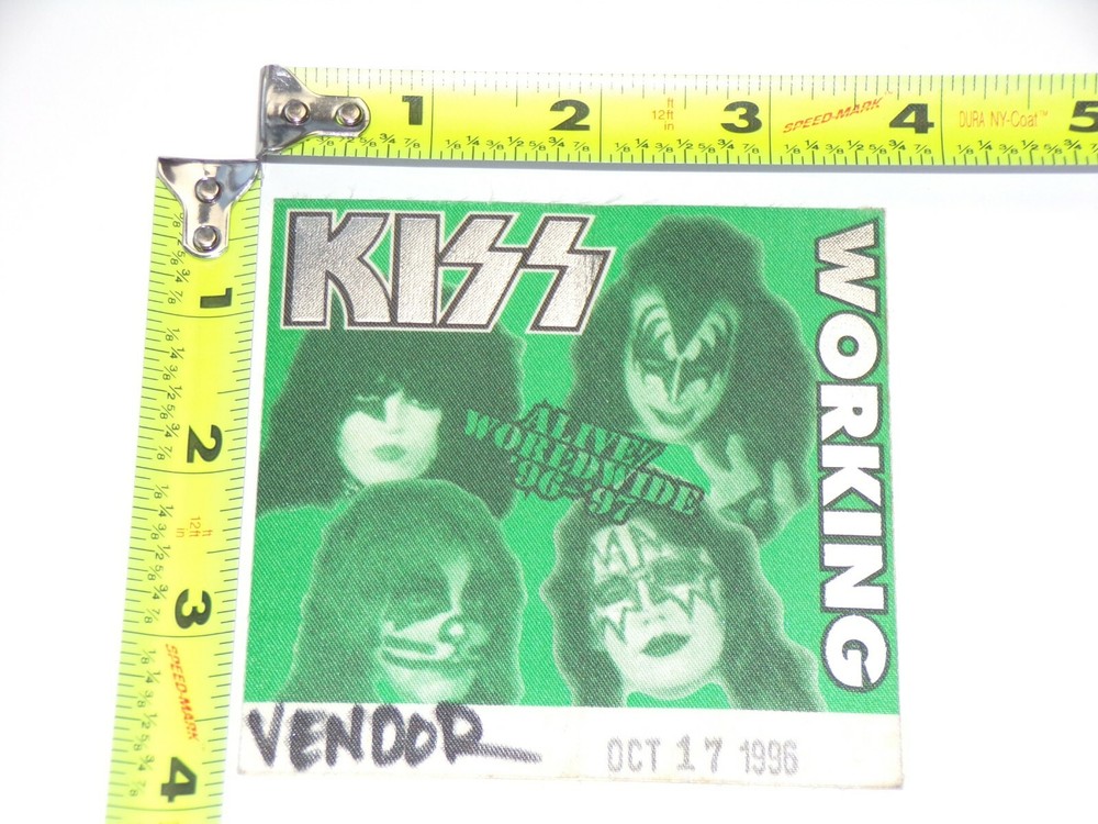 KISS vintage Satin Pass Reunion Concert Tour '96 MerchBooth Oct17 Detroit Auburn