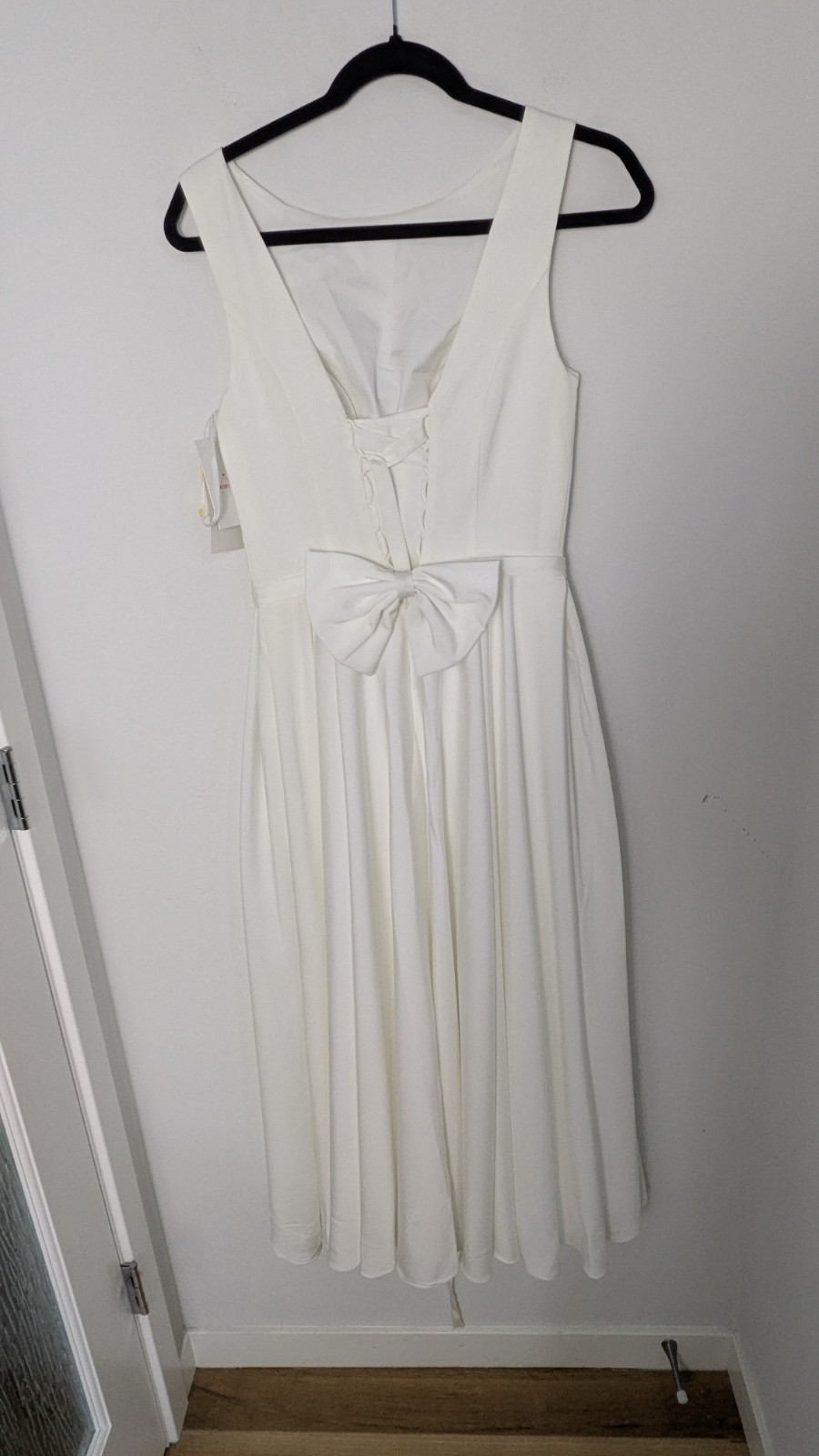 Off White Boatneck Midi Wedding Dress Romantic Lace-Up Back and bow Sz 6 NEW