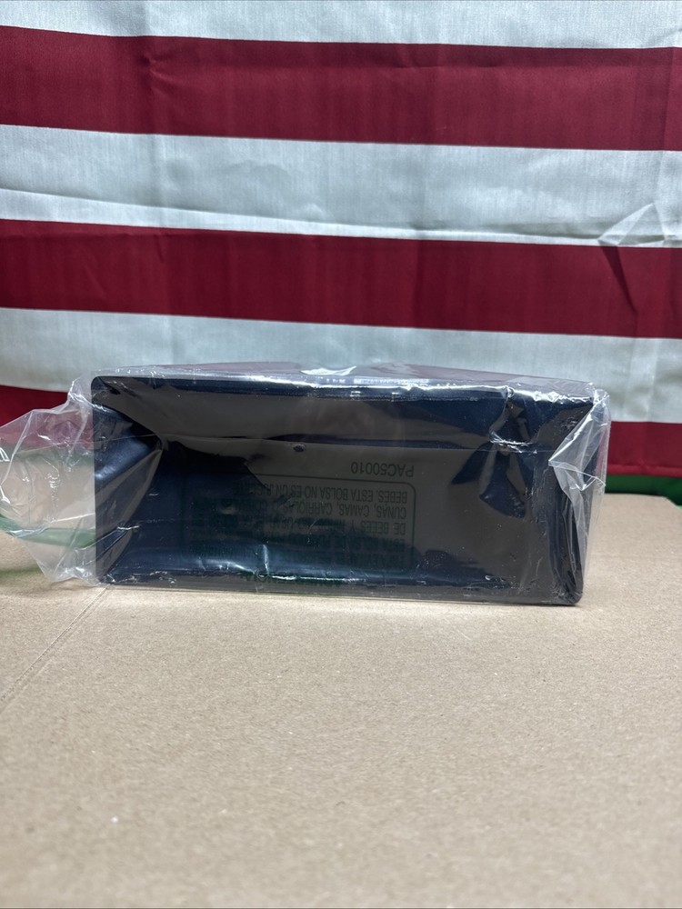 PowerTec 70151 Dust Hood 4" X 10" Rectangular Funneled Shape -New-