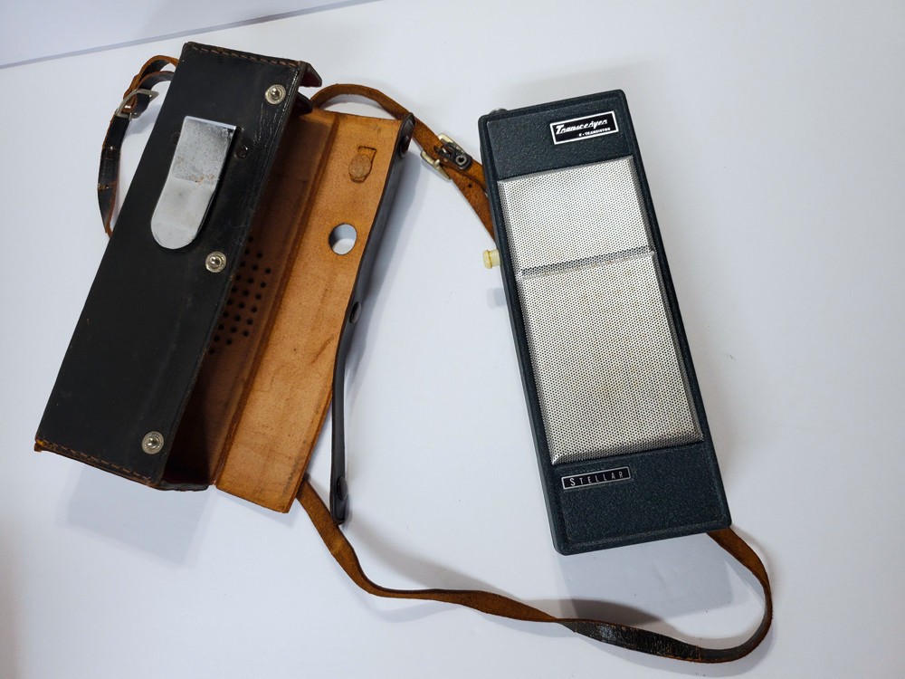 Vintage 1964 WT-7 TRANSCEIVER Stellar 9-Transistor HAND HELD No.  45392 & Case