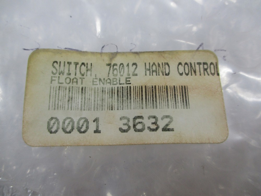 INDUSTRIAL SPARE 76012 PUSHBUTTON SWITCH RED NSNP