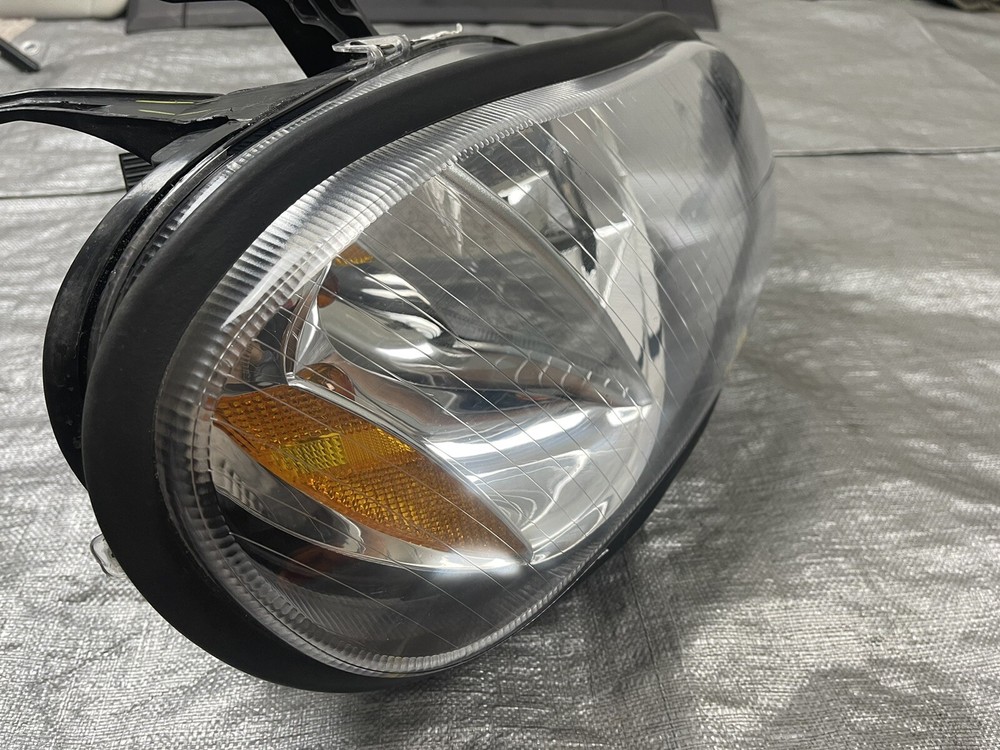 2012 Freightliner M2 106 Right Passenger Headlight Head Light