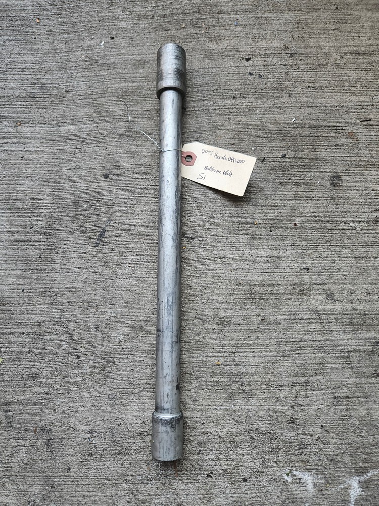 HONDA INTERCEPTOR VFR800 REAR BACK SUBFRAME FRAME MOUNTING BOLT HARDWARE