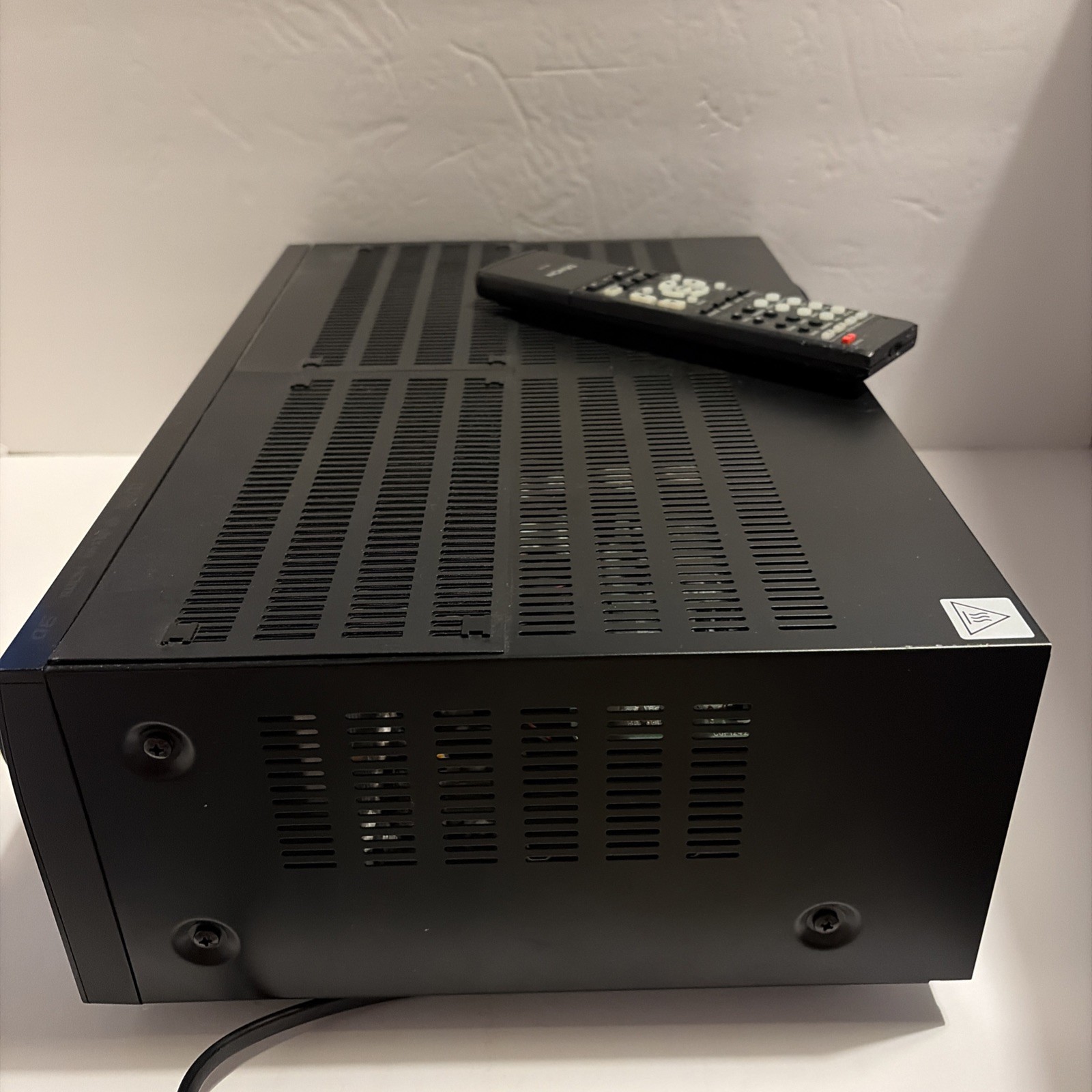 Denon AVR-1513 5.1 Ch HDMI Network Home Theater Receiver Stereo + Remote Bundle