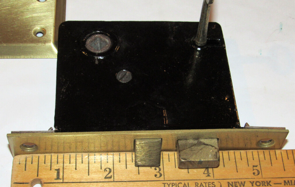 UNUSED VINTAGE SKILLMAN MORTISE INSIDE SET W/KEY! MISSING KNOBS! WORKS SMOOTHLY