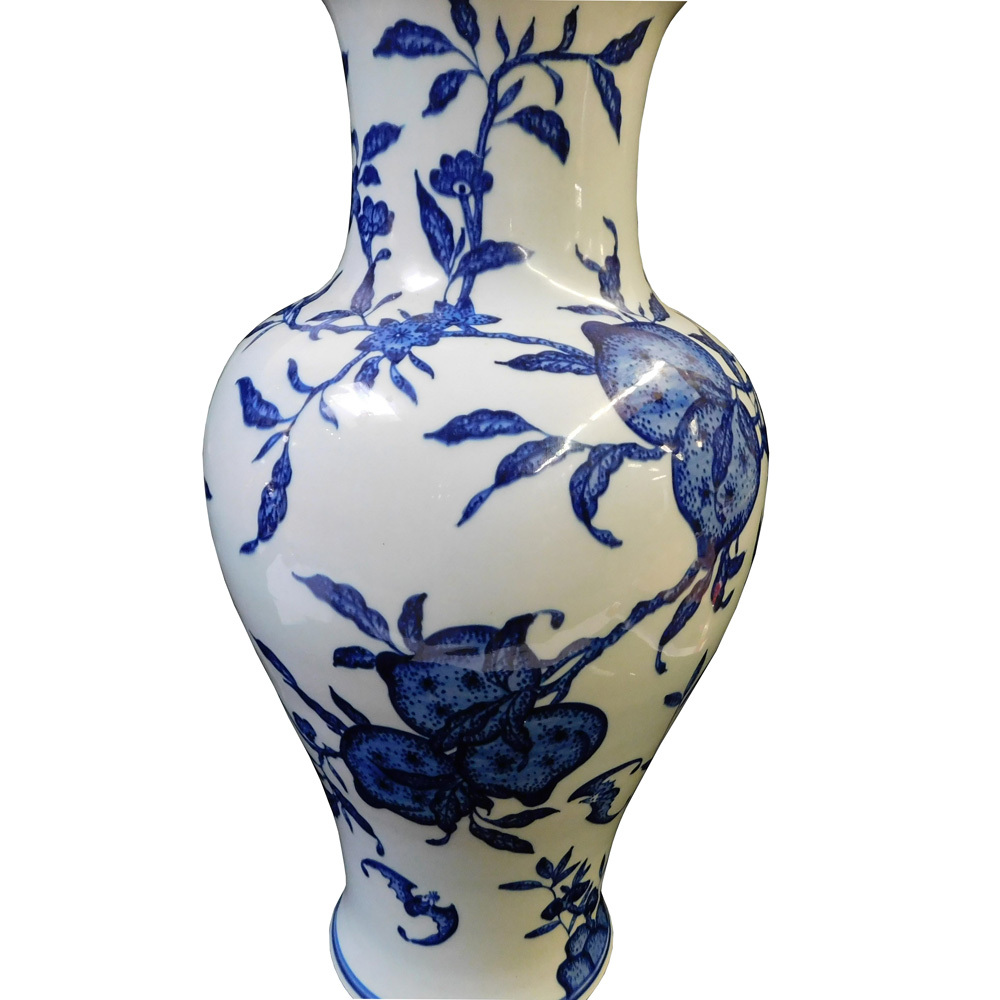 Chinese Blue White Porcelain Peach Graphic Vase cs1751