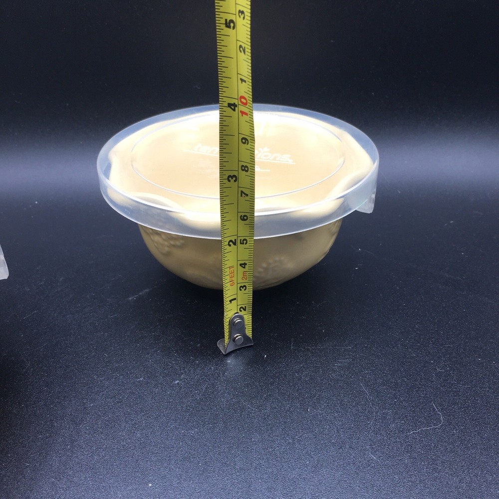 Temptations Bakeware Spring Yellow Butterfly Ramiken Set with Lids