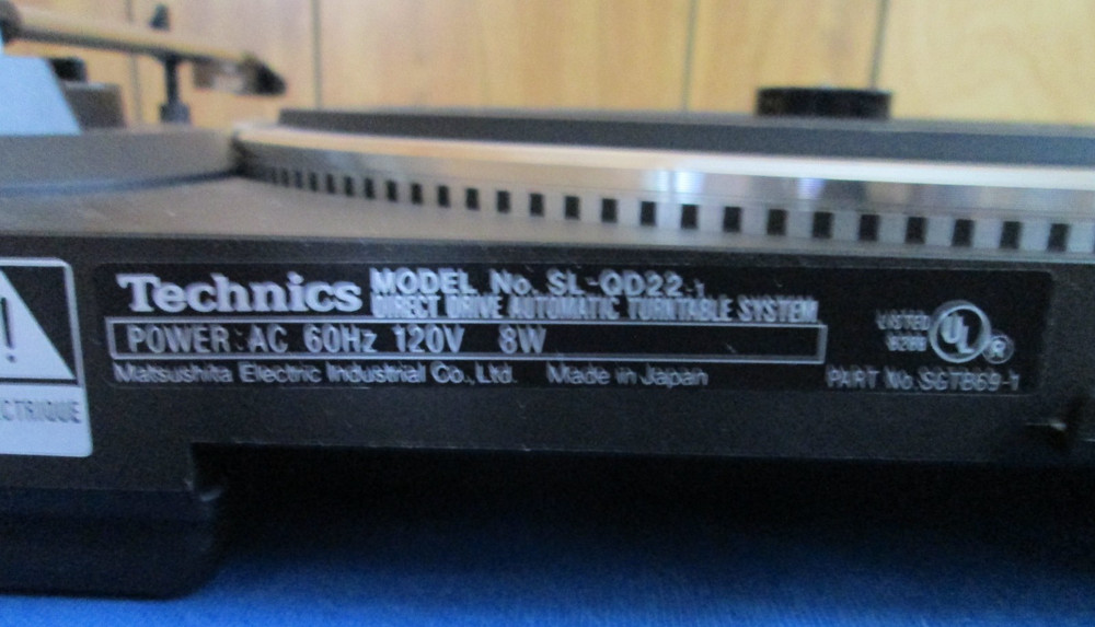 Technics SL-QD22 Quartz Direct Drive Automatic Turntable