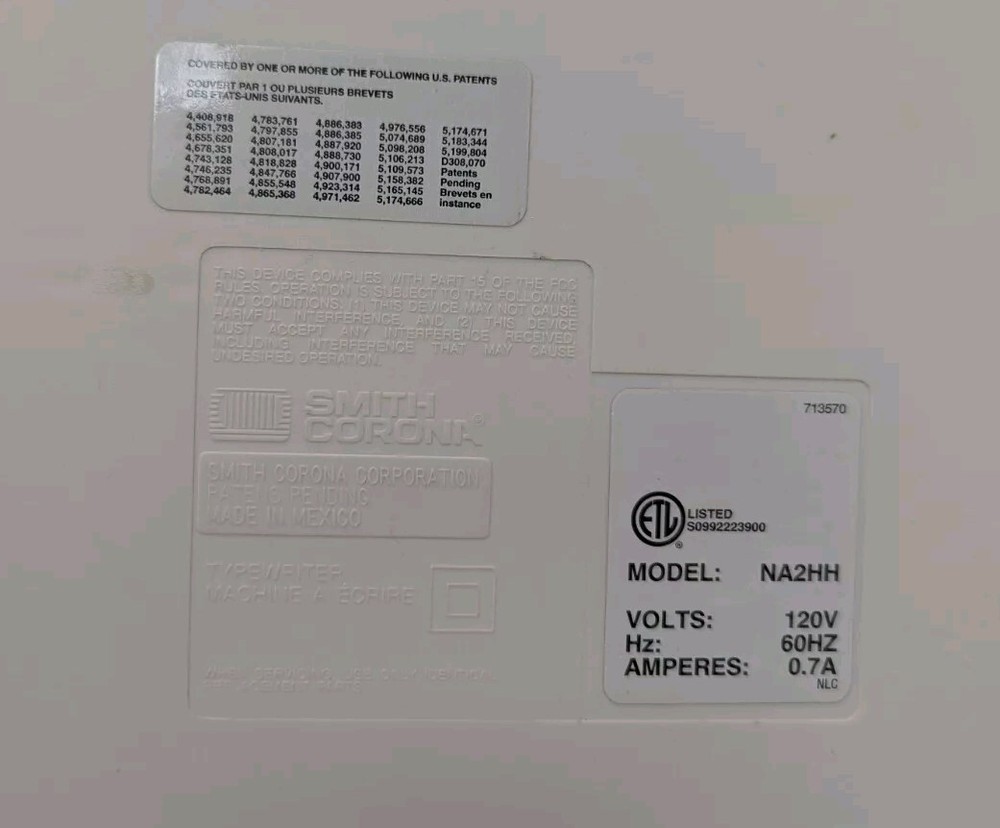 SMITH CORONA Typewriter SPELLMATE Model NA2HH W Lid Missing Handle