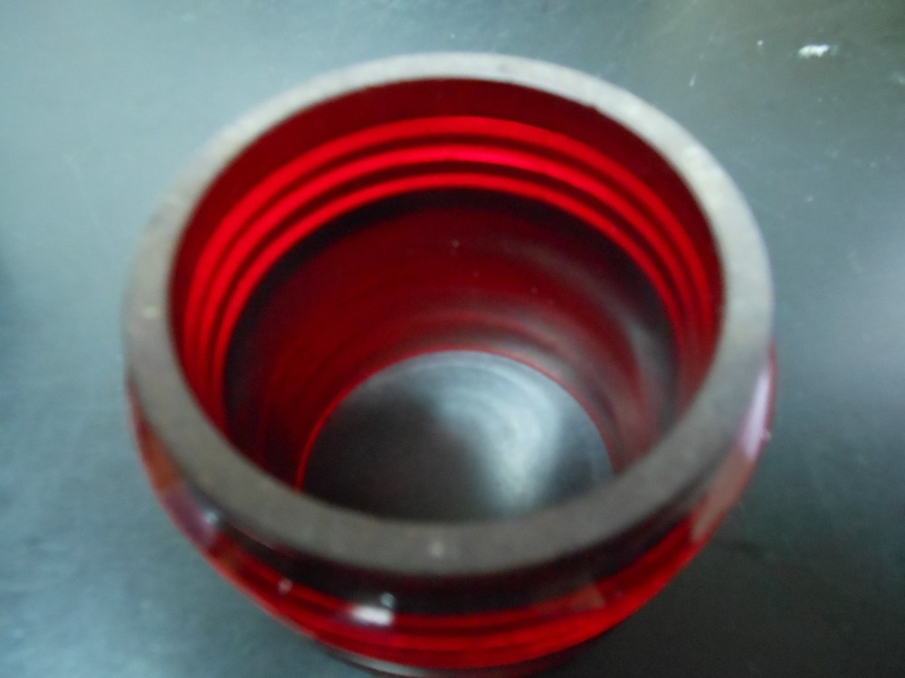 Ribbed Ruby Red Fresnel Railroad Globe for Short Globe Lanterns