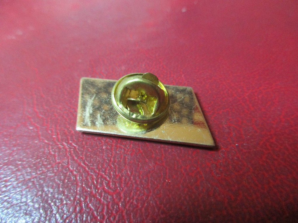 Beer Pin - Budweiser Ice Pin L2