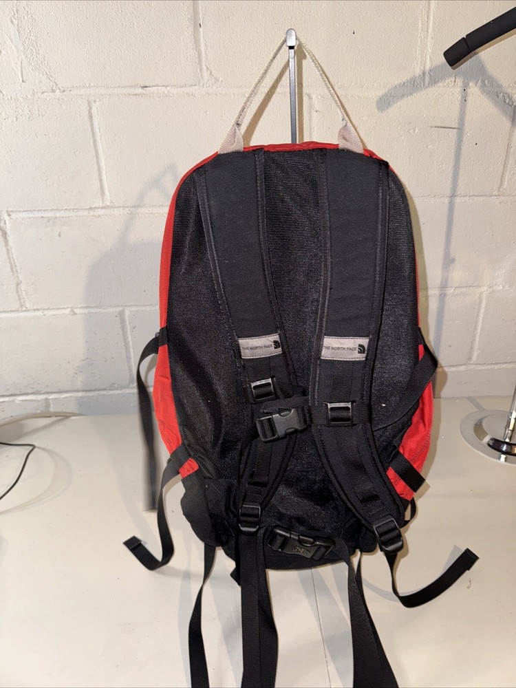 The North Face - Hot Shot Vintage Backpack - Red
