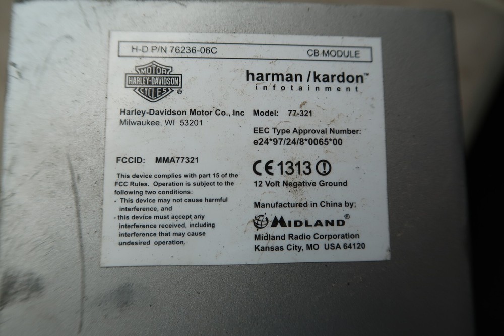 11 HARLEY DAVIDSON TOURING CB MODULE E-2524