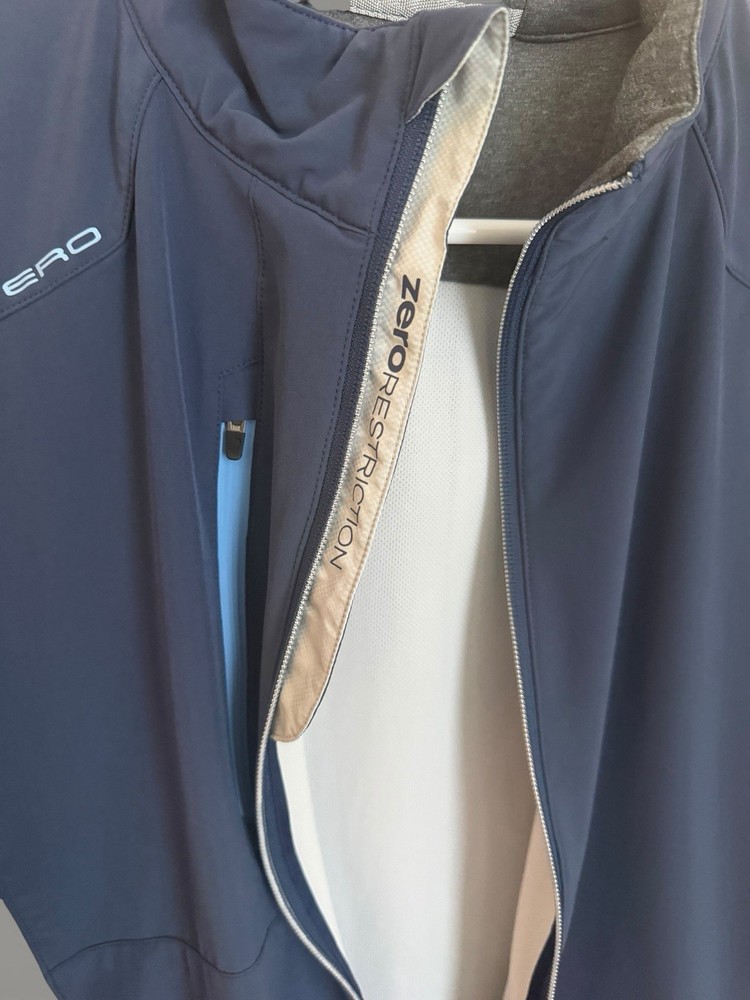 Golf Jacket Zero Restriction Full zip NAVY Size M FREE SHIPPING