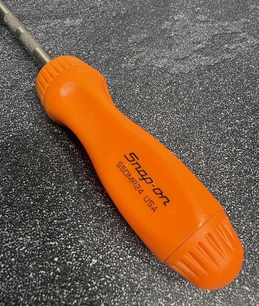Snap-on Tools SSDMR24 - Orange 24” Extra Long Ratcheting Screwdriver + 5 Bits