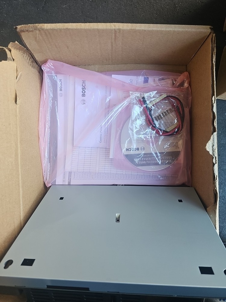 Bosch B9512G Control Panel