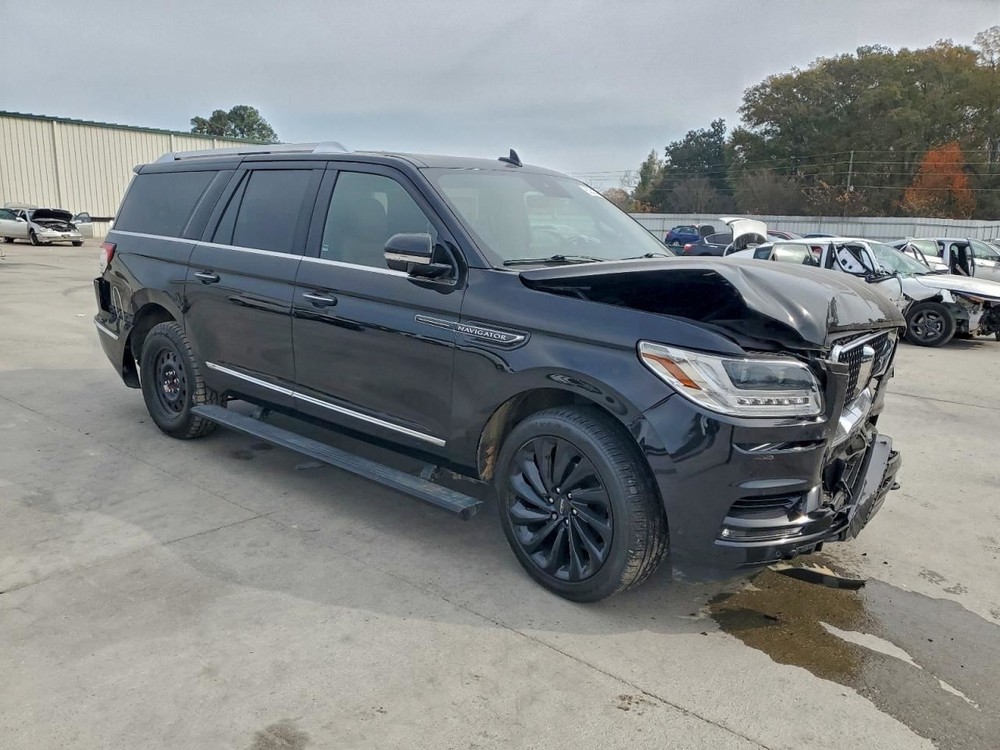 Fuse Box Engine Fits 18-21 NAVIGATOR 4956829