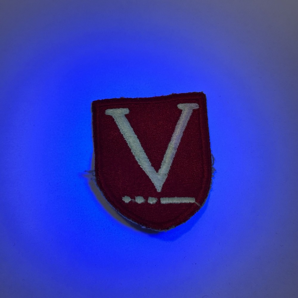 Original WW2 US Army Victory Task Force V Patch Red White No Glow