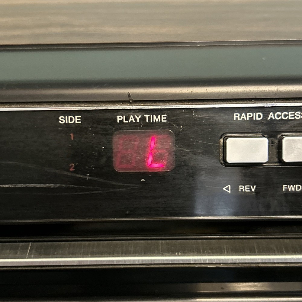 Vintage RCA Selectavision Video Disc Player Model SFT 100 W