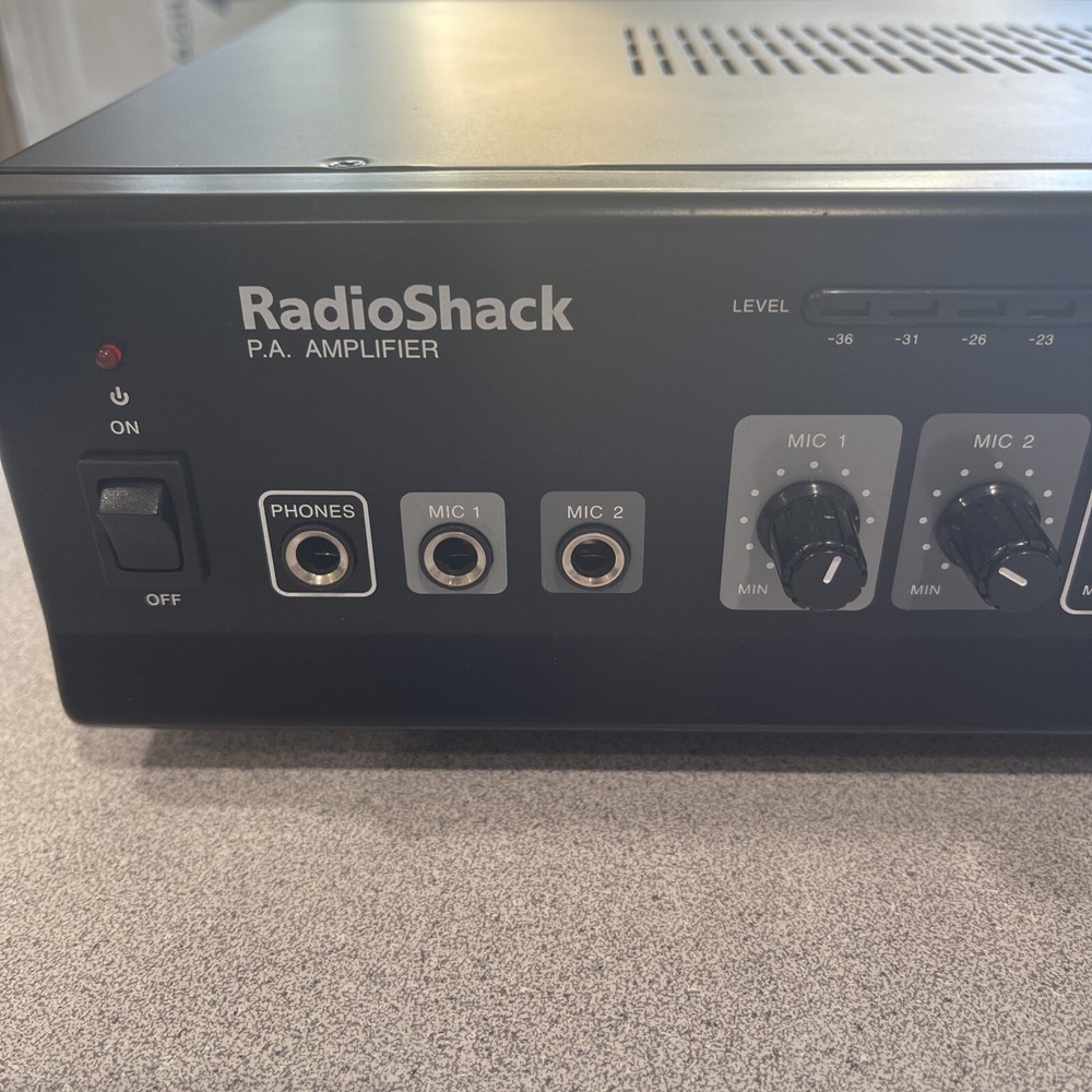 Radio Shack PA Amplifier Used One Time Only Untested 32-2054