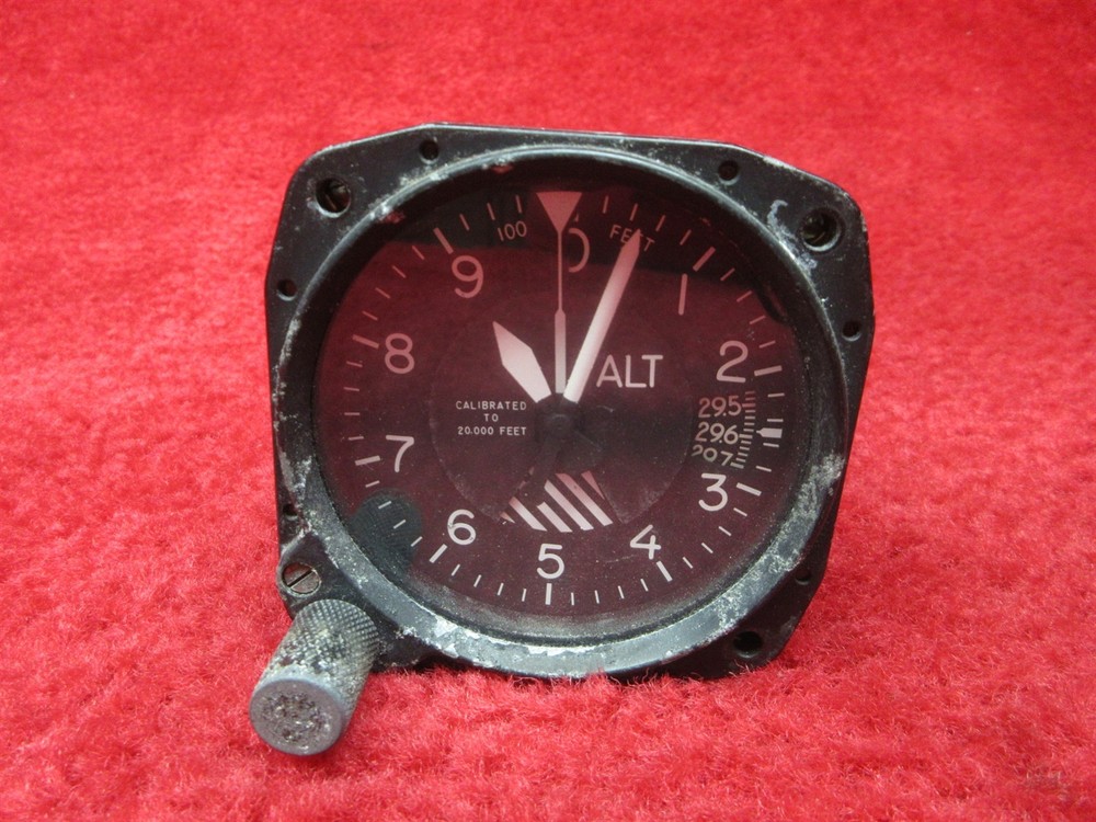 United Instruments Altimeter Indicator PN 5934P-3