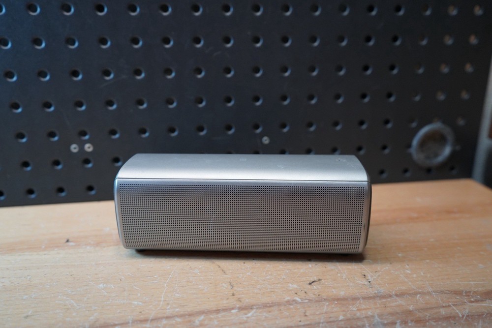 (C) Dell AD211 Bluetooth Portable Speaker System