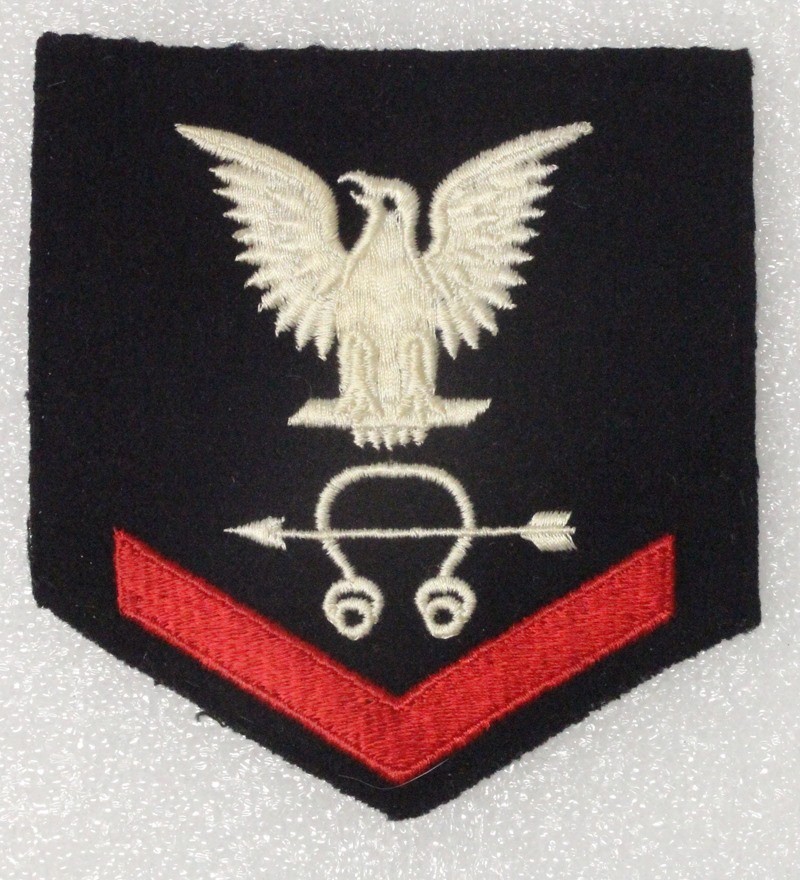 USN Navy Rate: PO3, Sonarman (arrow left) - blue