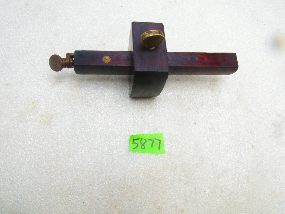 Mortising scribe, adjustable