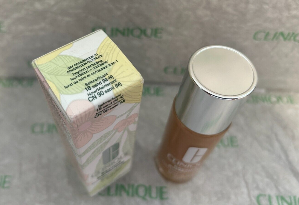 Clinque Beyond Perfecting Foundation + Concealer CN 90 Sand 1oz