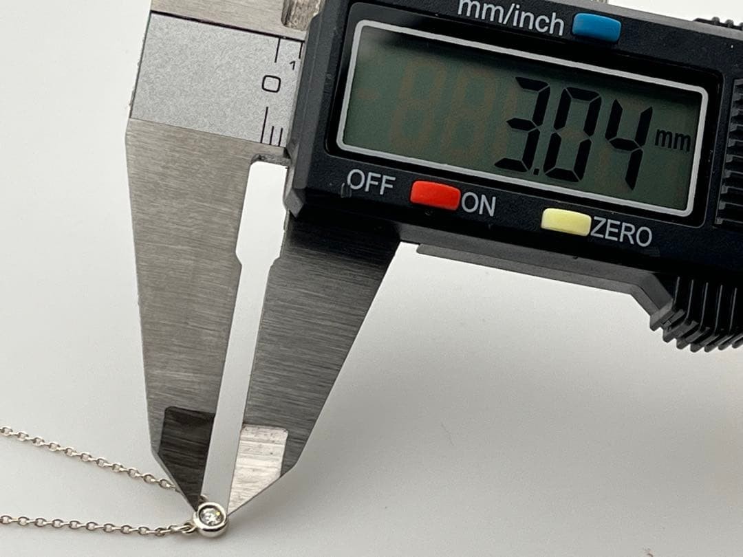 h887 Excellent condition Tiffany & Co. By the Yard diamond necklace, sterling