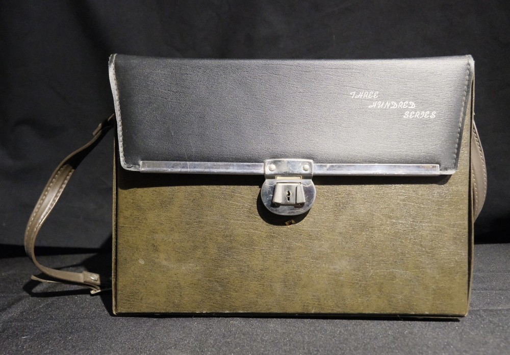 Vintage Automatic Polaroid Land Camera 320 with Case, Flash & Flashbulbs