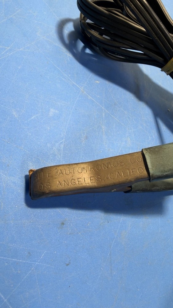 Vintage EAC Ignition Tune-Up Analyzer Model 566 Dwell Tach Volt Amp – Untested