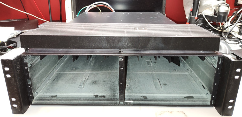 APC External Battery Pack SURT192XLBP 3U RACKMOUNT 192VDC