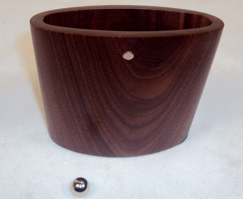 Solid Walnut Pencil Cup w/Magnetic Note Holder ~ Woodessen Executive Style